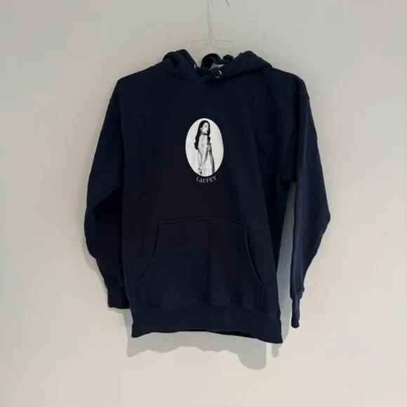 Laufey Goddess Tour Hoodie Size Medium Like New - Picture 2 of 2